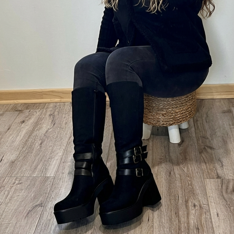 Bota Ares